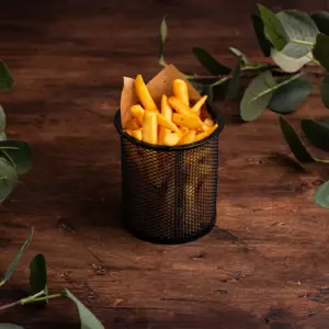 Картофель фри с кетчупом